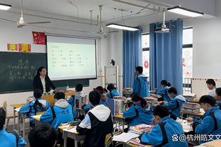 不在状态！穆迪12投仅3中拿到8分6板 出现5犯规